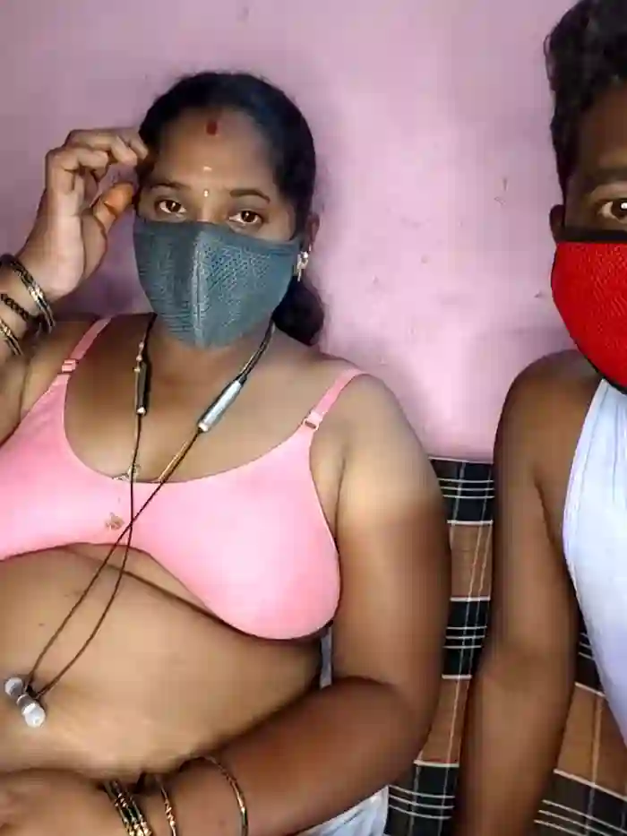 tamilvillagecouple1