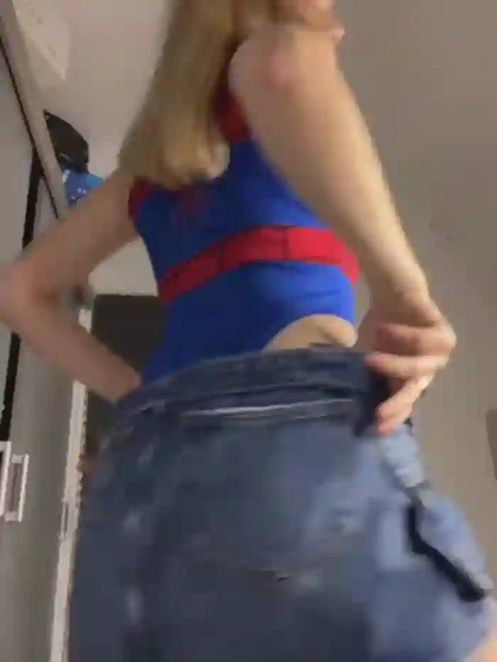 NicoleCut