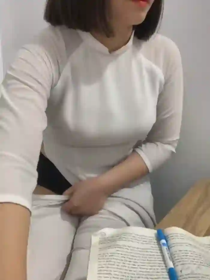 Schoolgirl_6969