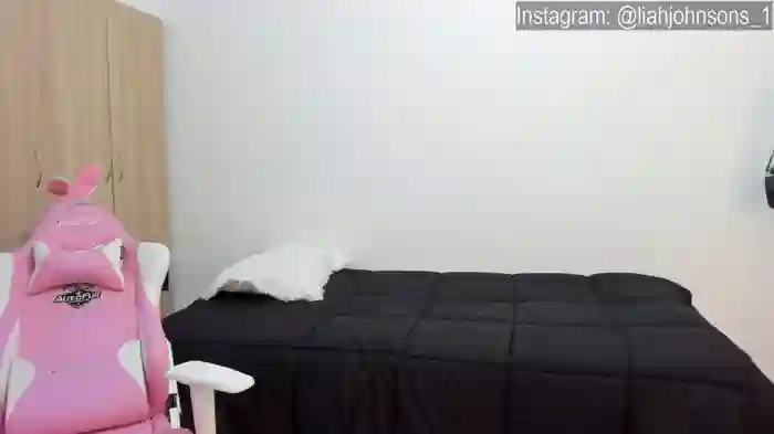 Sweetnaughtygirl_
