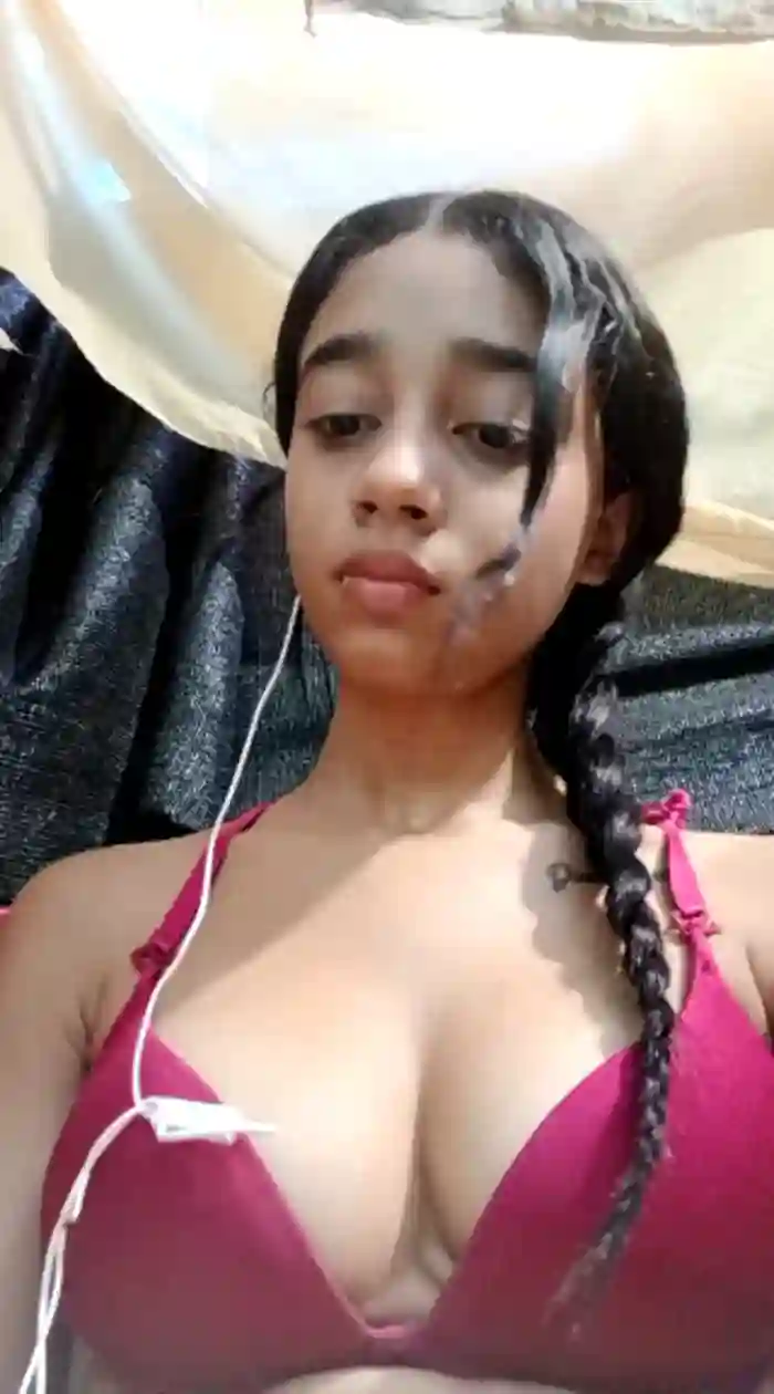 Zoe_Sweett18