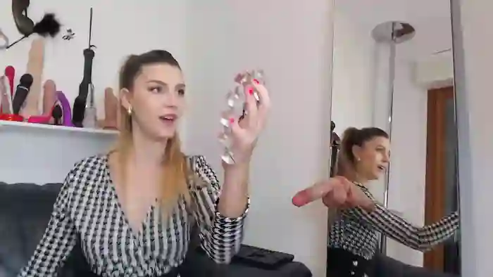 nicole_98