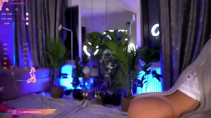 Serene_Sophiex