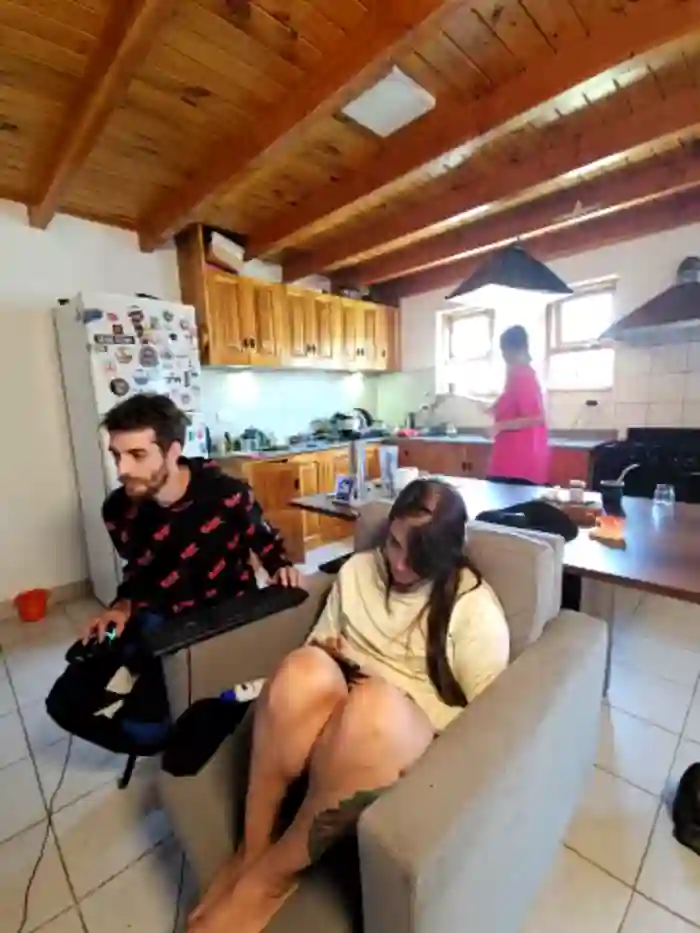 Elnonoykeila77