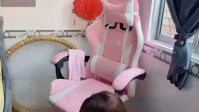KellyPham22