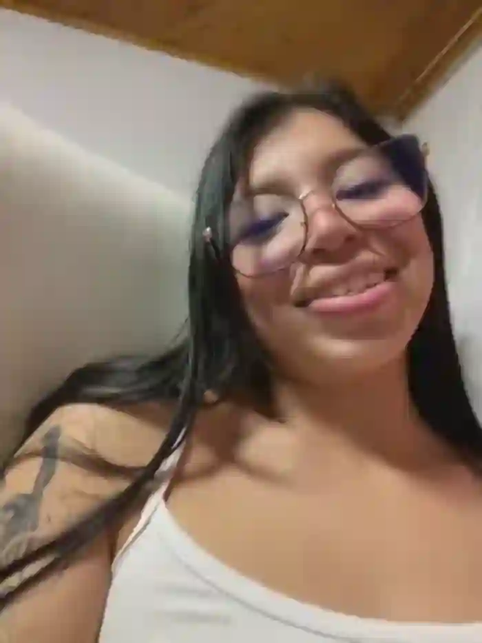 Maaddy_pinkk_