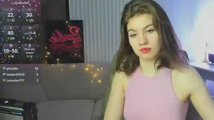 Selena_grey_