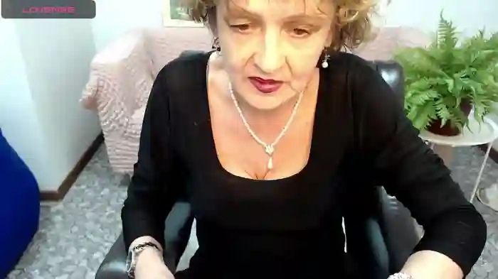 SexyGrandma_