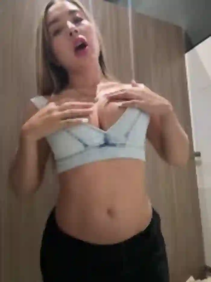 Alexa_seexy1
