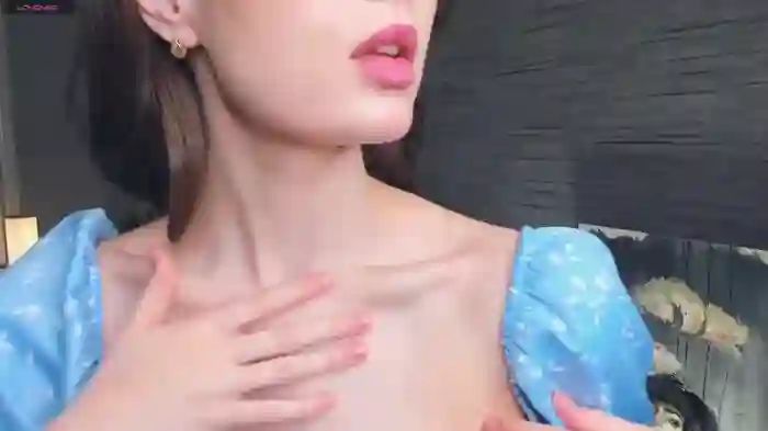 FloraDobb
