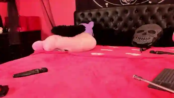 EVILYN