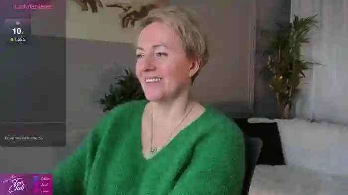 Nika_Smit