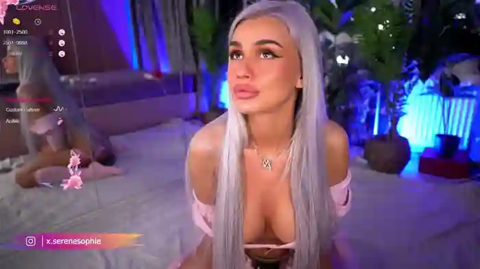 Serene_Sophiex
