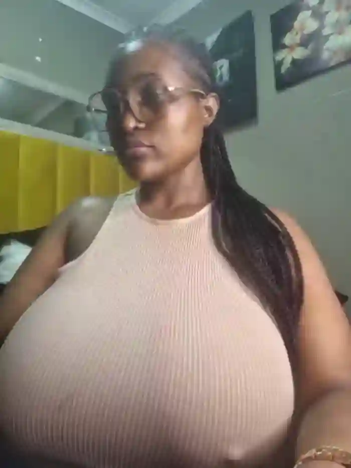 Bustygoddess32