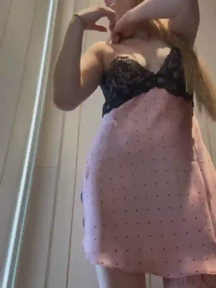 AmmyHot