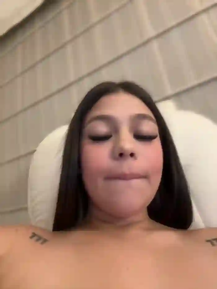 Alyshanon18