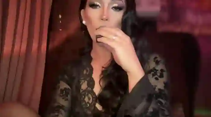 Lo_la_69
