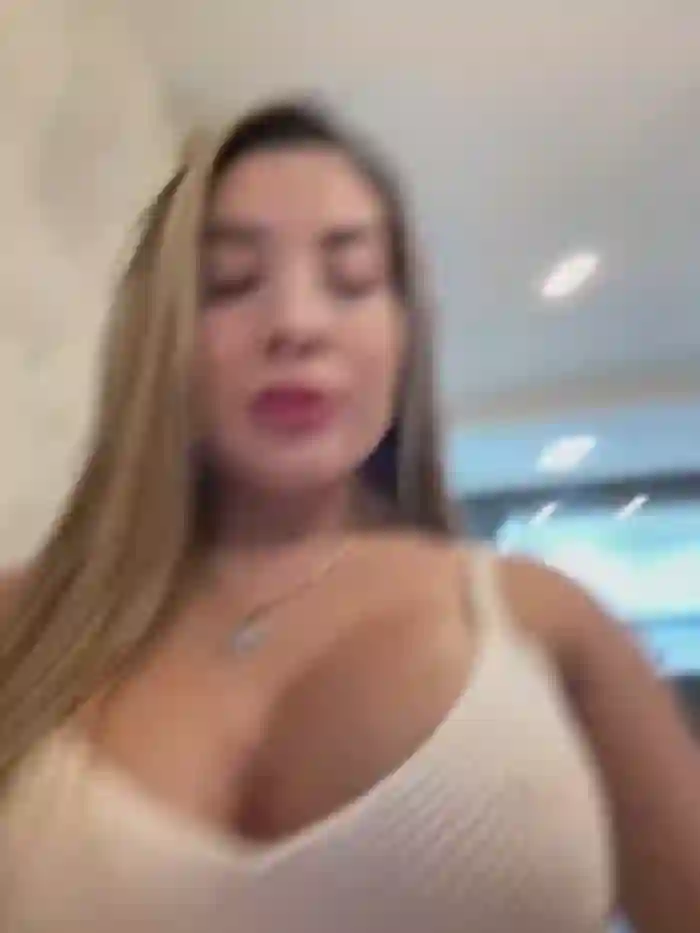 Alexa_seexy1