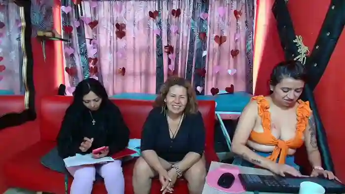 lesbiancuple