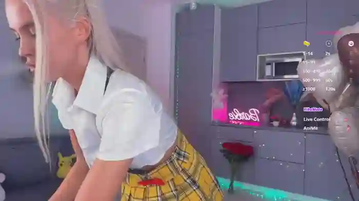 mikkixmeow