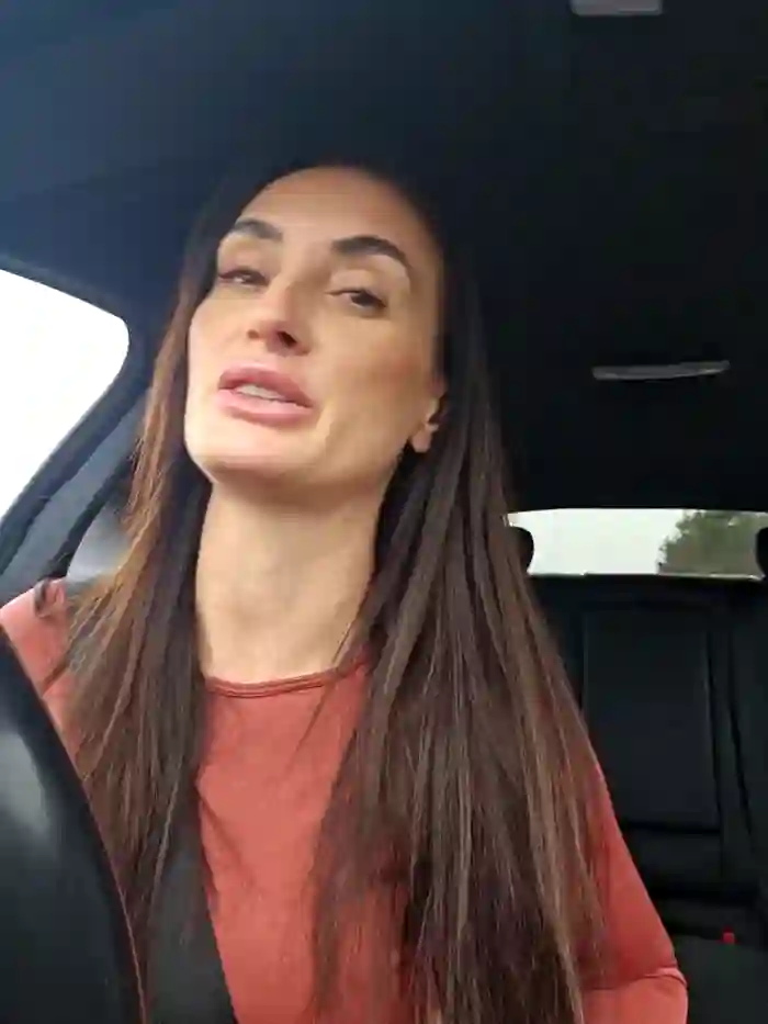 busty-milf-harper