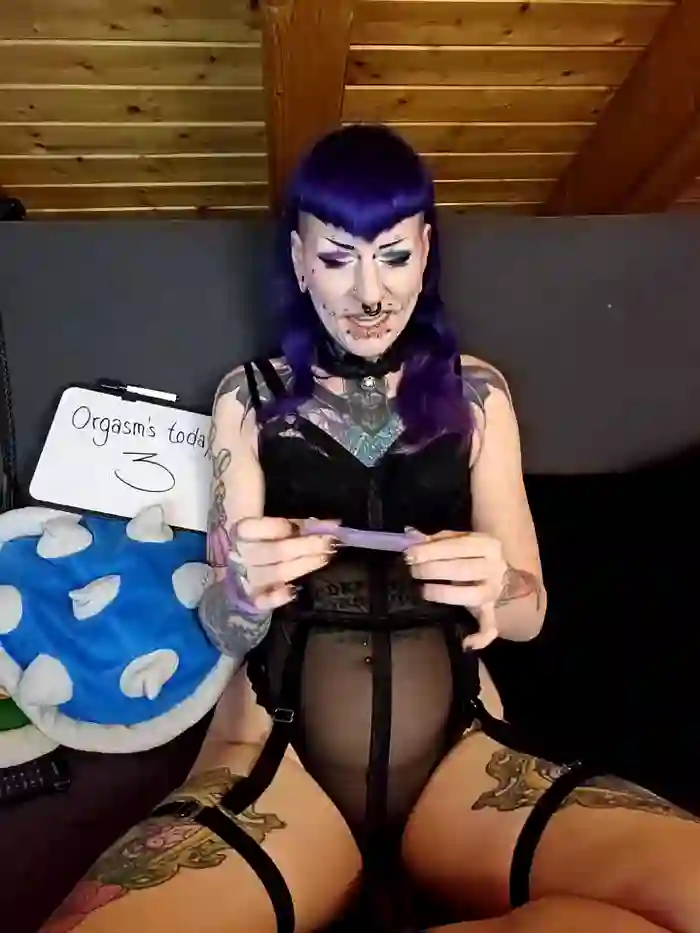 Purple_Coffin666