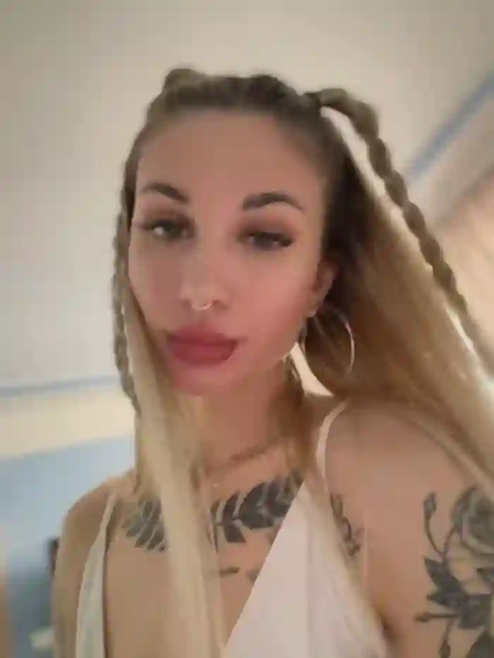 Charming_Ritta