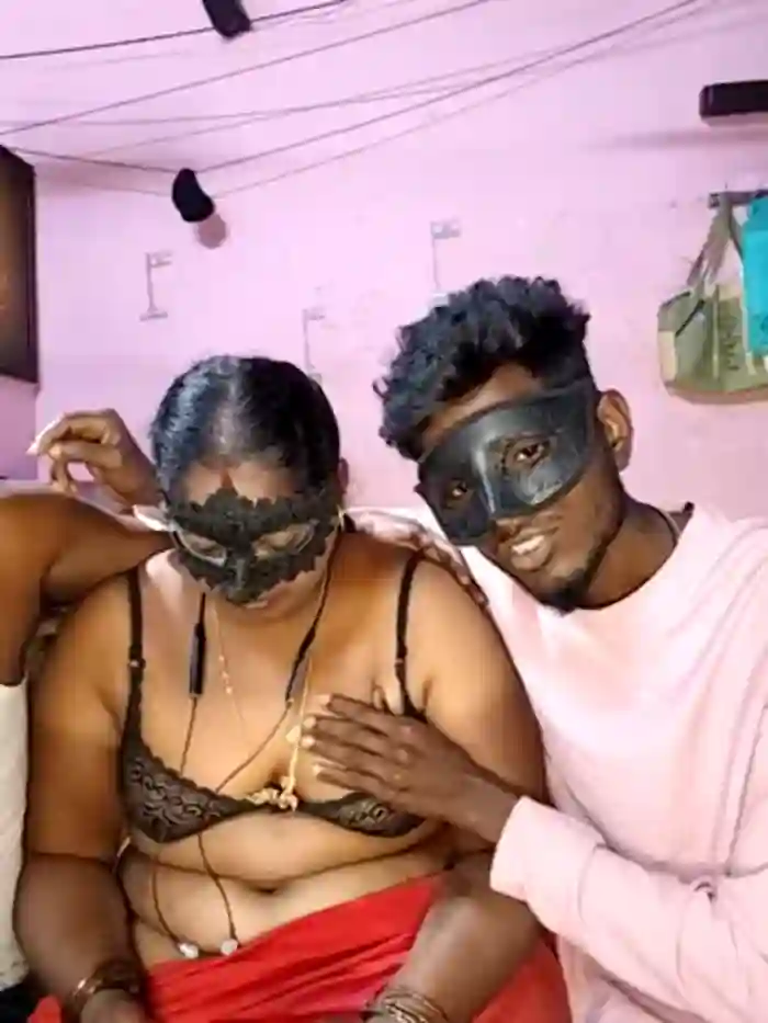 tamilvillagecouple1
