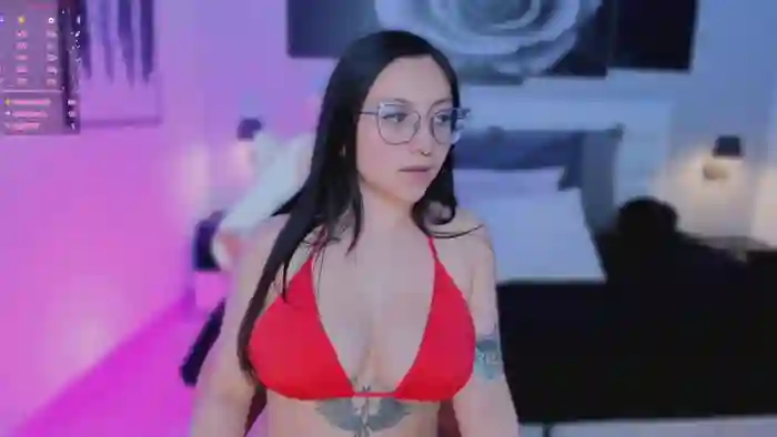 lucy_neil
