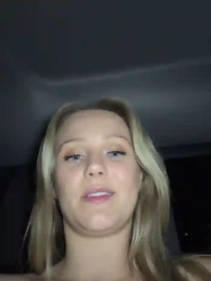 lexi_luv