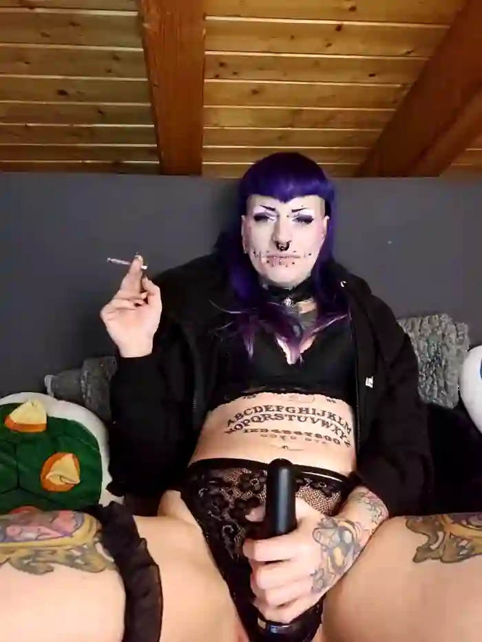 Purple_Coffin666