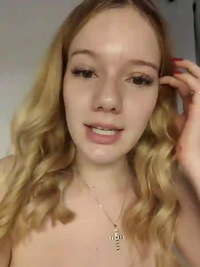 NicoleCut