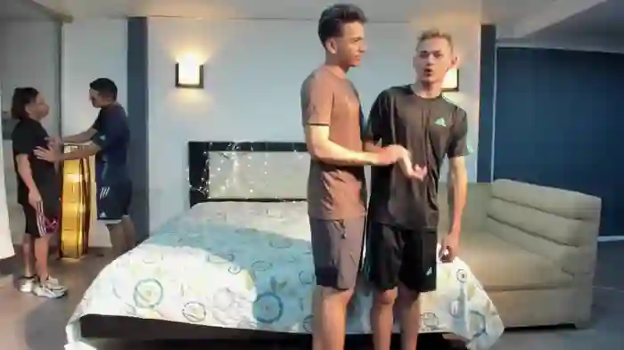 badguyss_bisex