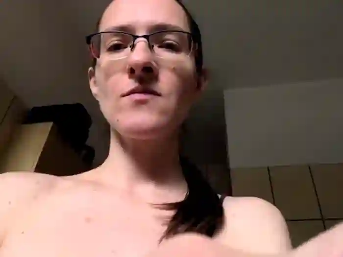 Milky_hairy_mommy
