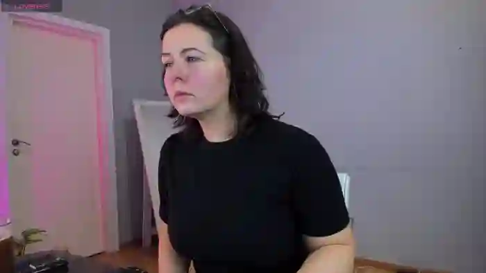 M1ssShyMira