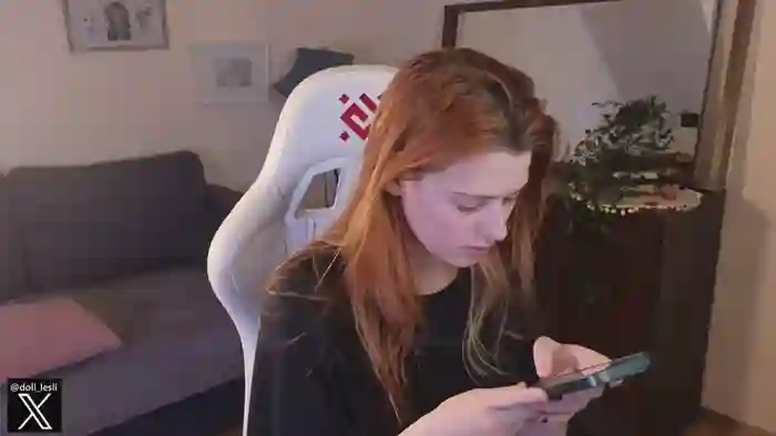 doll_lesli