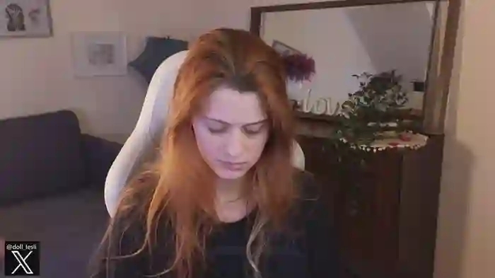 doll_lesli