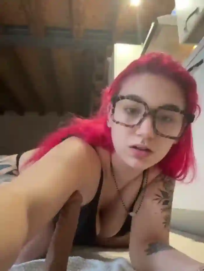 Dollyred