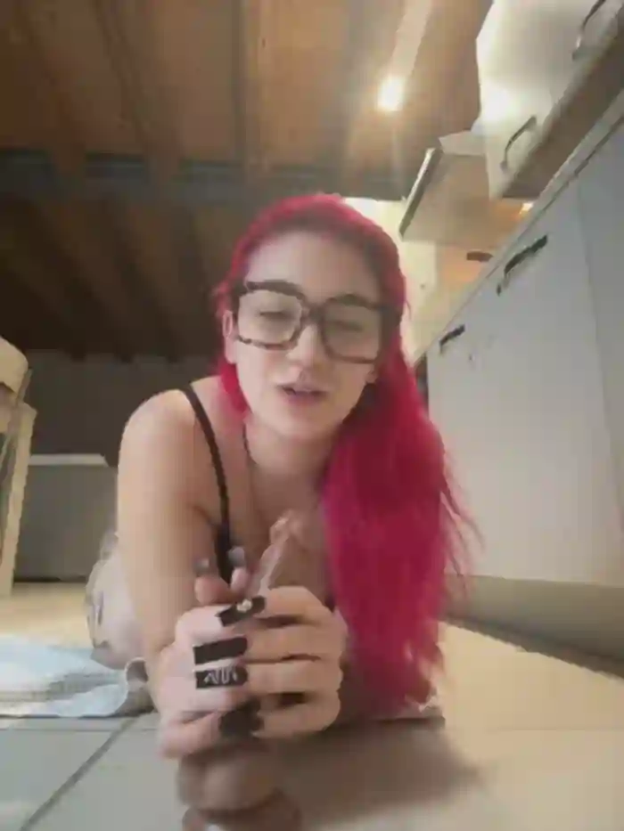 Dollyred