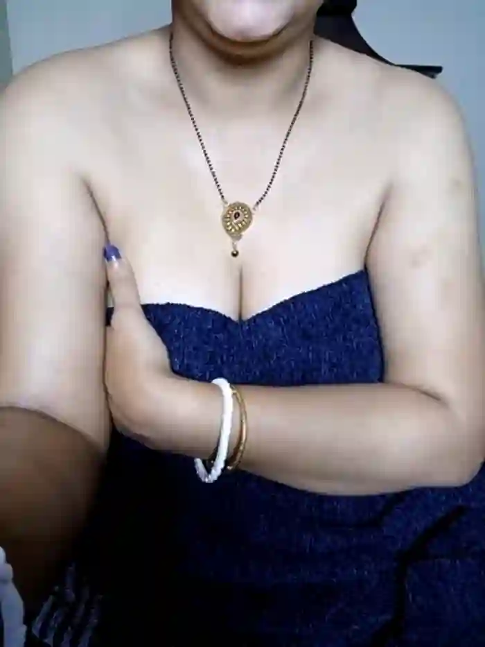 Priya_Boudi