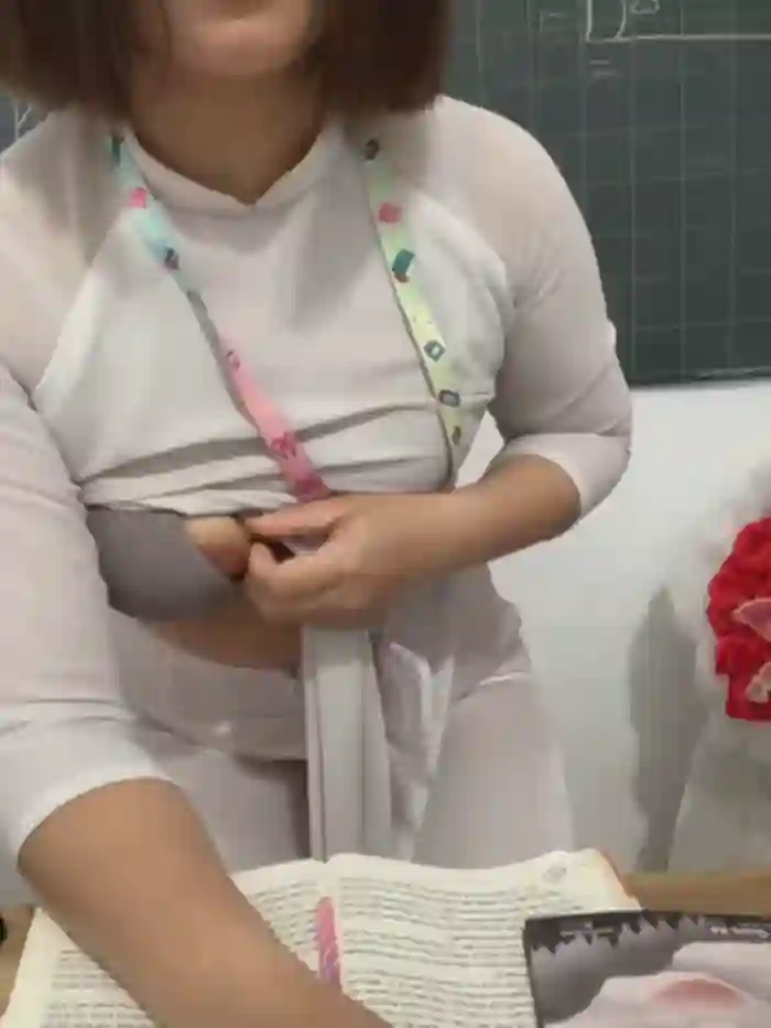 Schoolgirl_6969