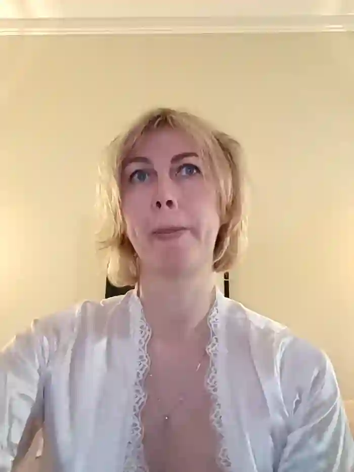 stellahere8