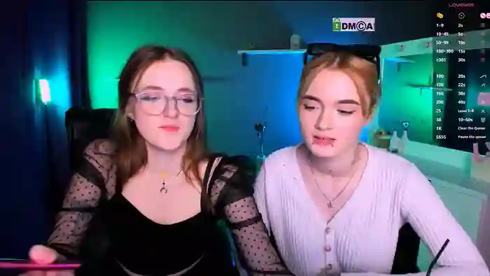 liana_kisses