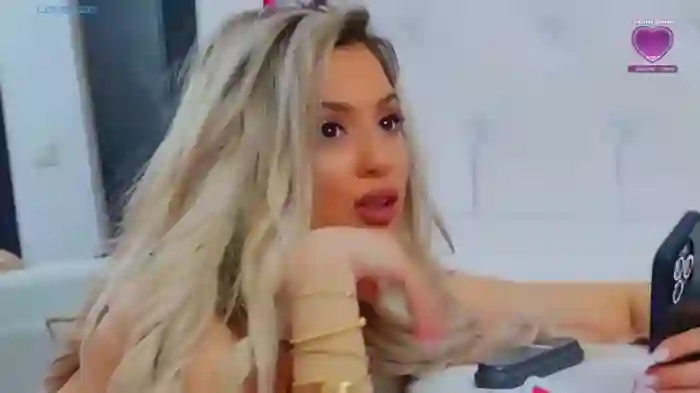 AriannaSins