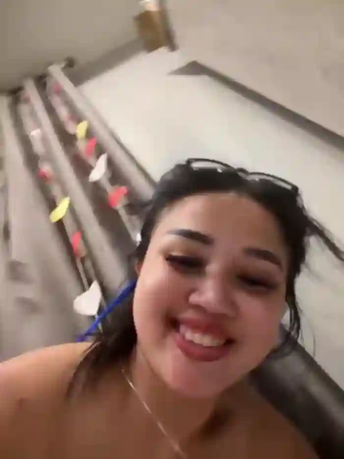 Bella_nasty69
