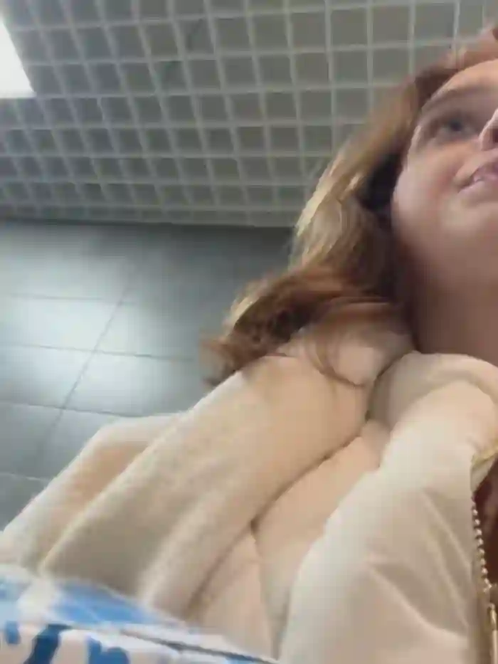 -AngelAri-