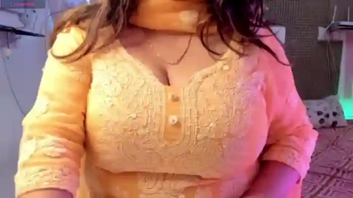 Gulabi_Queen
