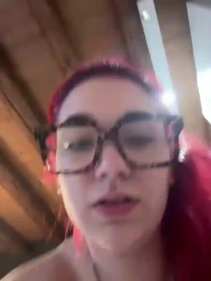Dollyred