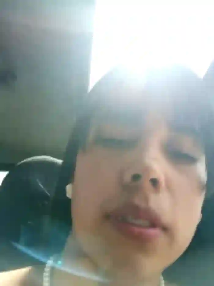 _andrea30