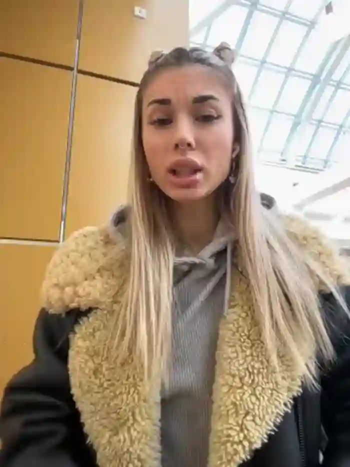 Charming_Ritta